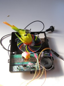 16.synth parrot b